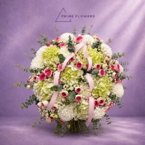 White Hydrangea Roses 53 букет из белых гортензий, розовых кустовых роз и белых хризантем | Prime Flowers Ташкент